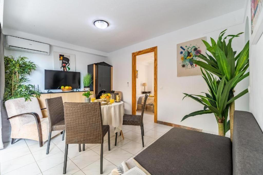 דירות Boutique Living פואנגירולה מראה חיצוני תמונה